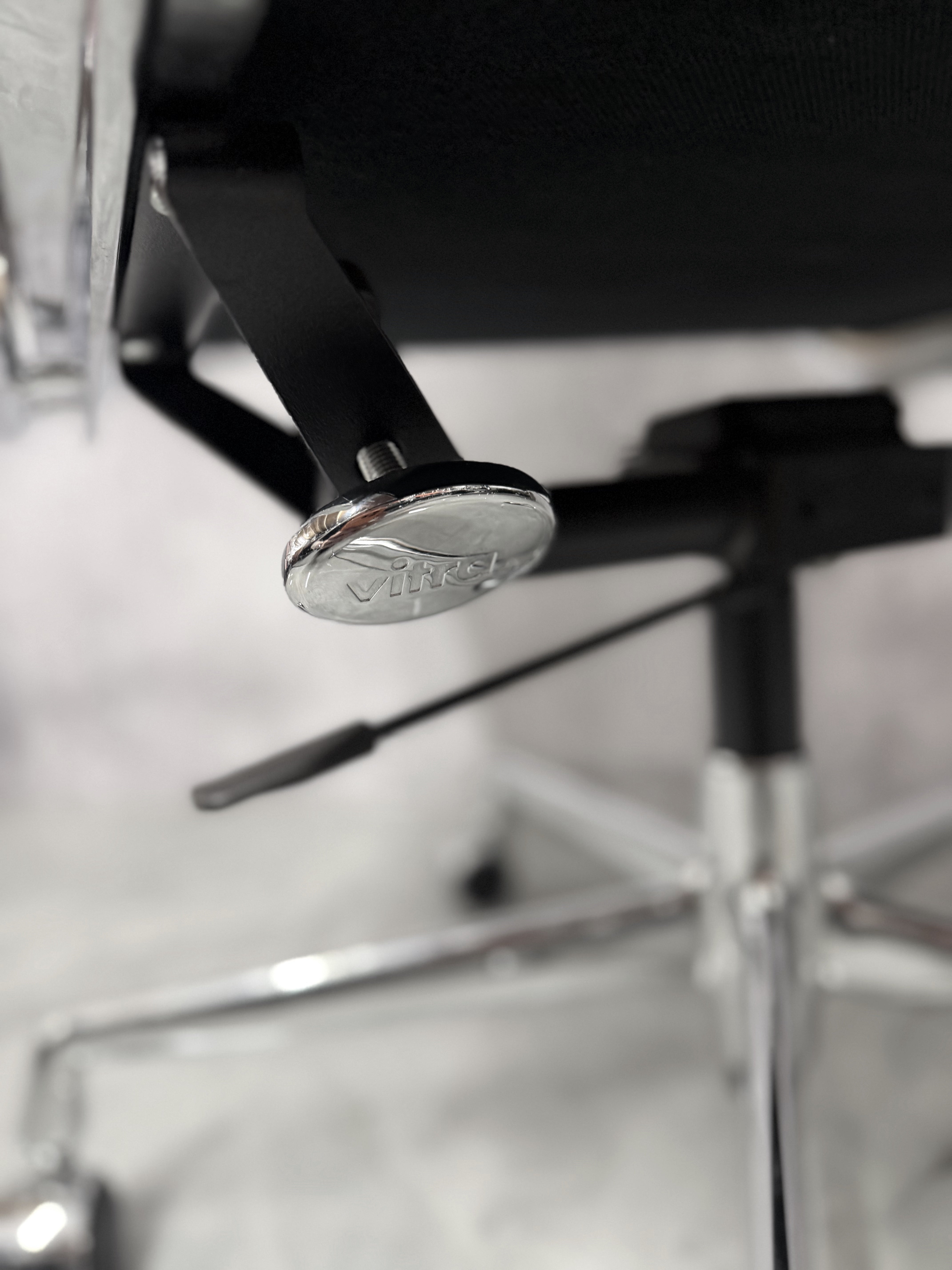 Vitra Eames EA217 Leather Softpad Lowback Office Chair Refurbished