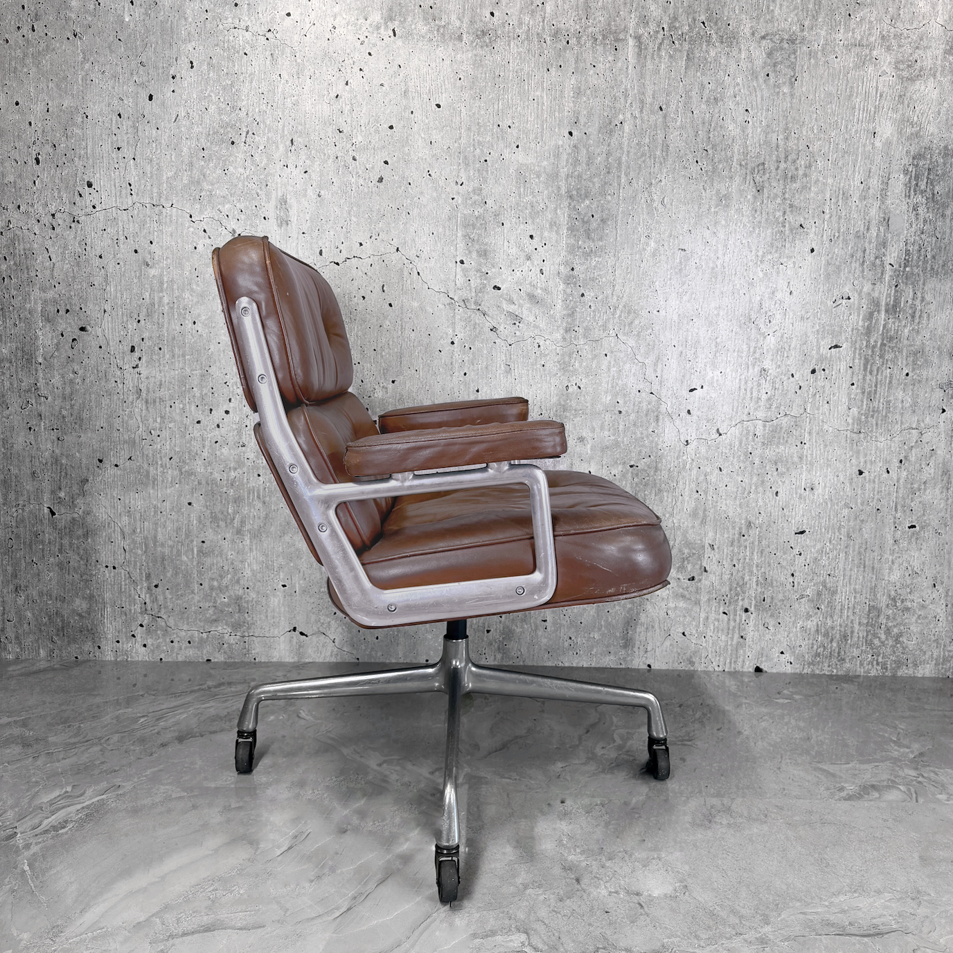 Herman Miller Eames Lifetime Lobby Chair 1970s