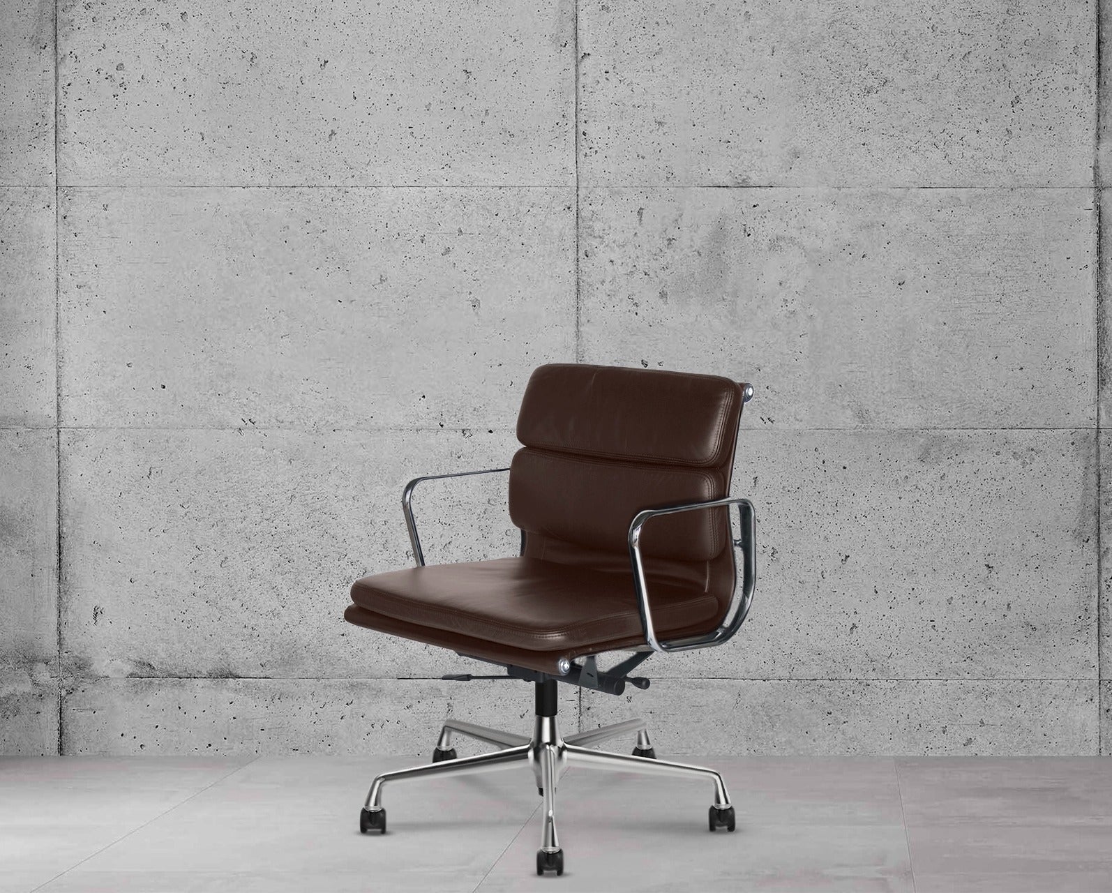 Vitra Eames EA217 Softpad Lowback Office Chair