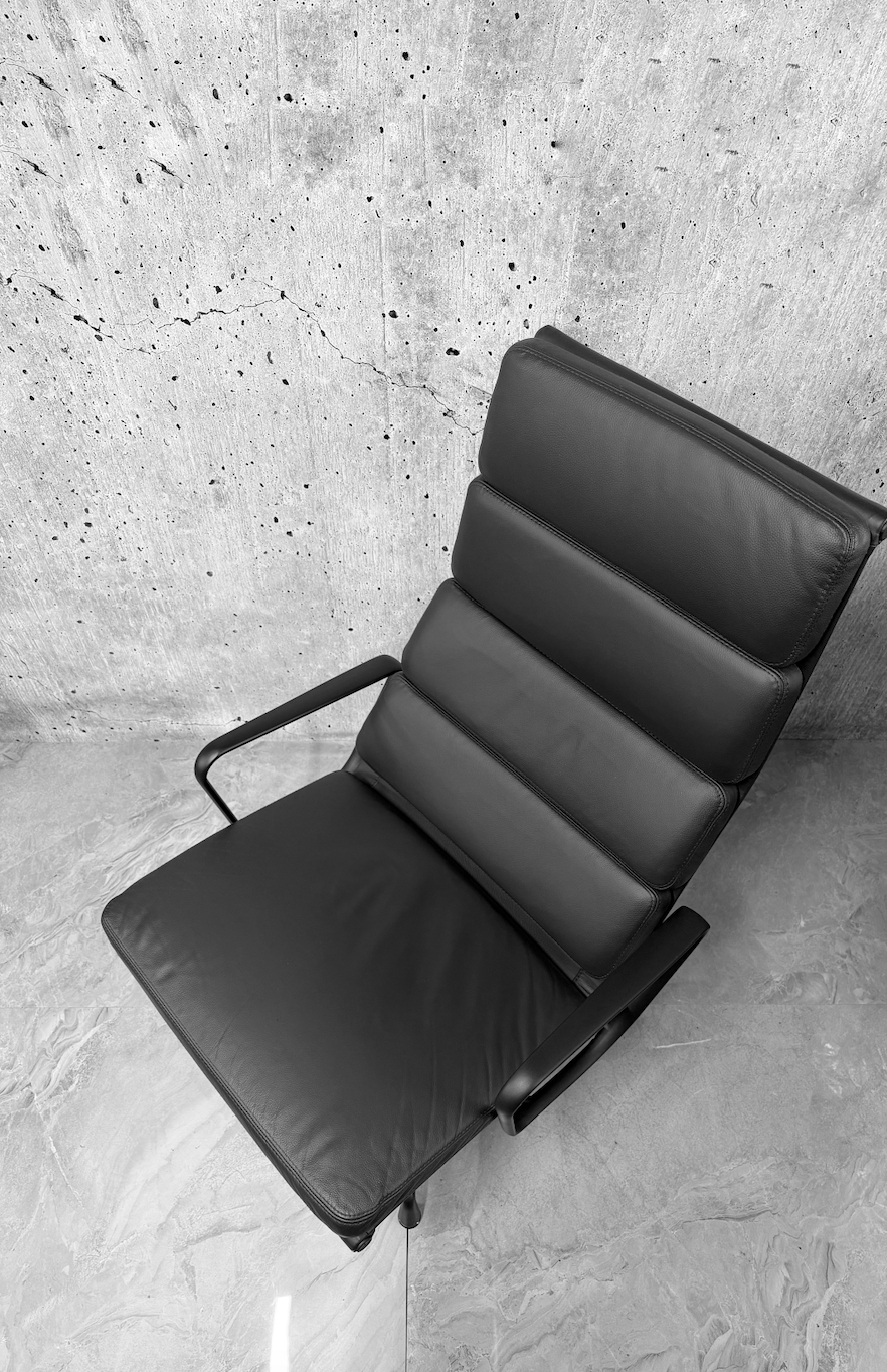 Vitra Eames EA222 Lounge Chair Black Leather 2025 New Condition