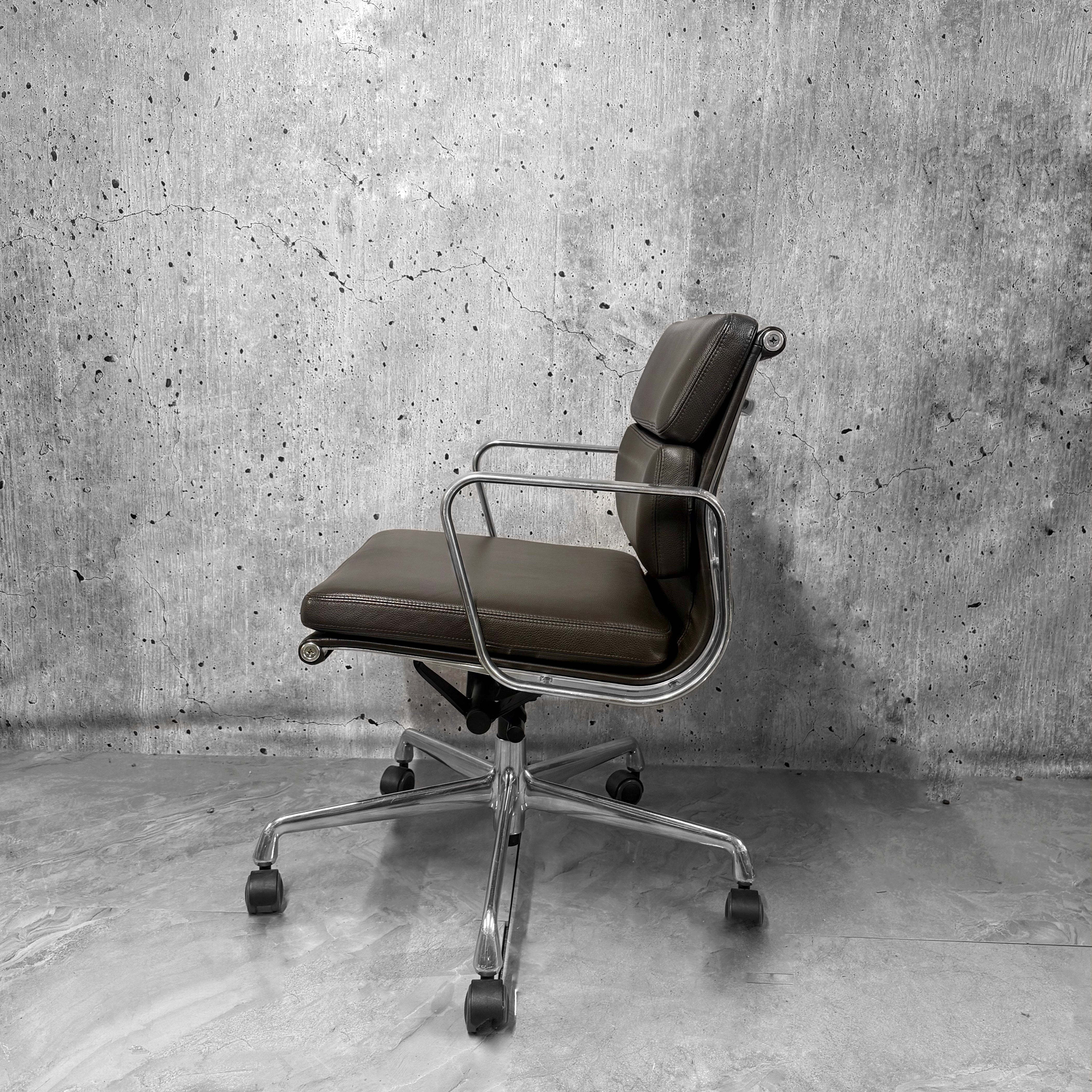 Vitra Eames EA217 Leather Softpad Lowback Office Chair Refurbished Chocolate Brown
