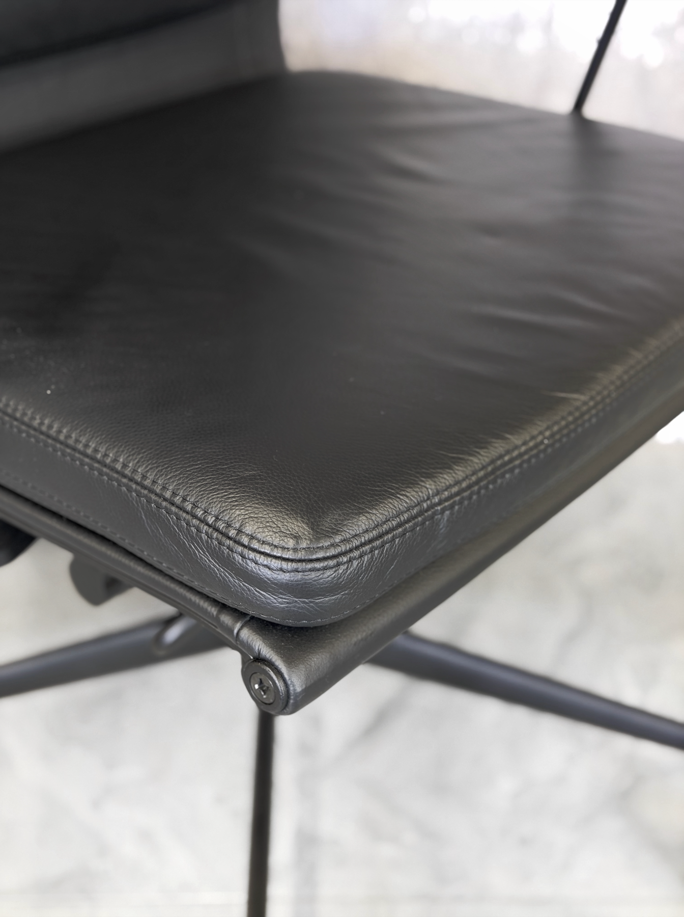 Vitra Eames EA219 Leather Highback Softpad Black Frame