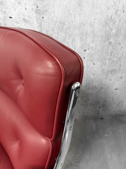 Vitra Eames ES108 Lifetime Lobby Chair Bordeaux Leather Chrome PreLoved