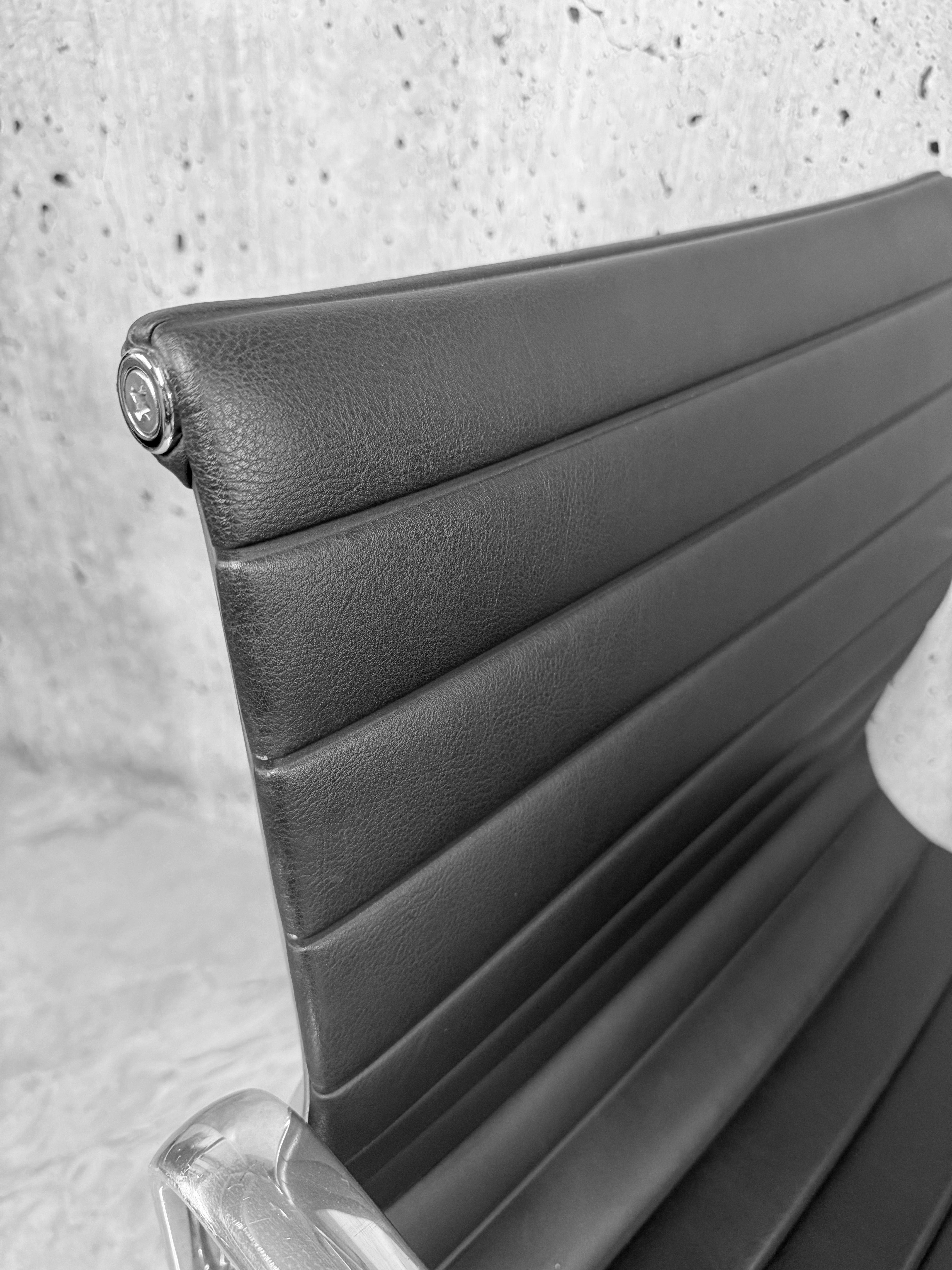 Vitra Eames EA117 Vegan Leather Ribbed Lowback Office Chair Refurbished