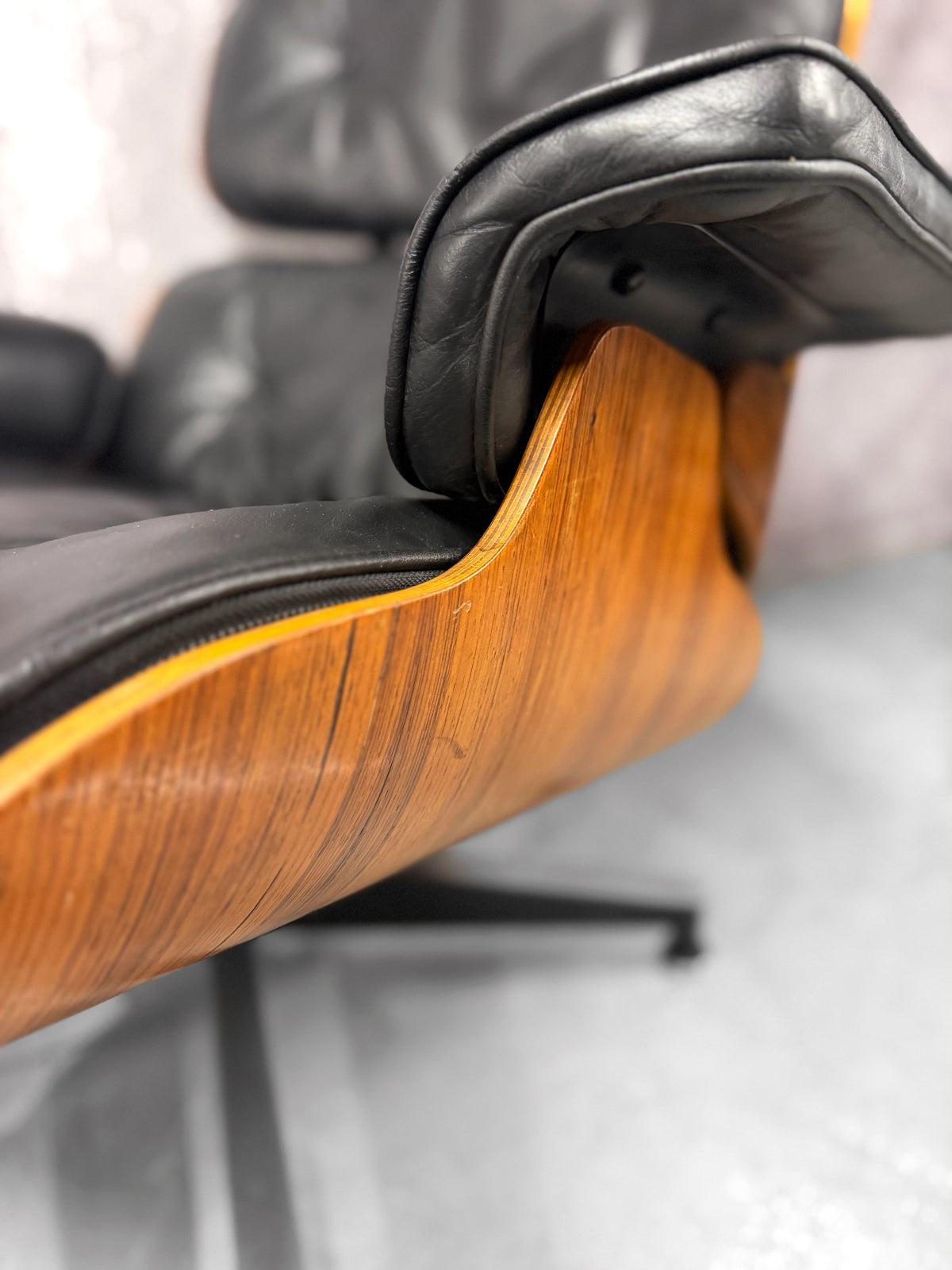 Herman Miller Eames 670 Lounge Chair Rosewood Vintage