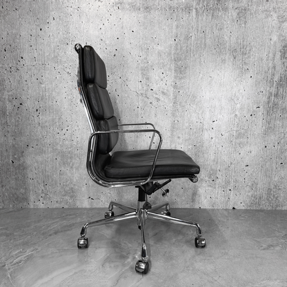 Black Leather Vitra Eames EA219 Chrome Office Chair
