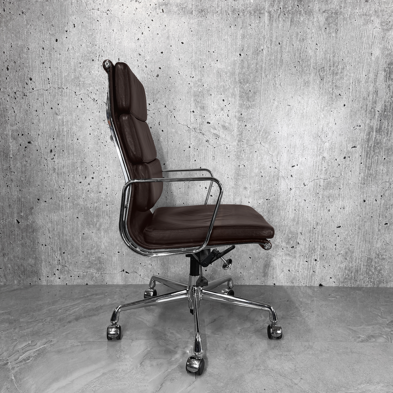 Brown_Leather_Vitra_Eames_EA219_Chrome_Office_Chair