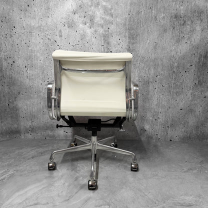 Herman Miller Eames USA EA435 Softpad Office Chair Refurbished