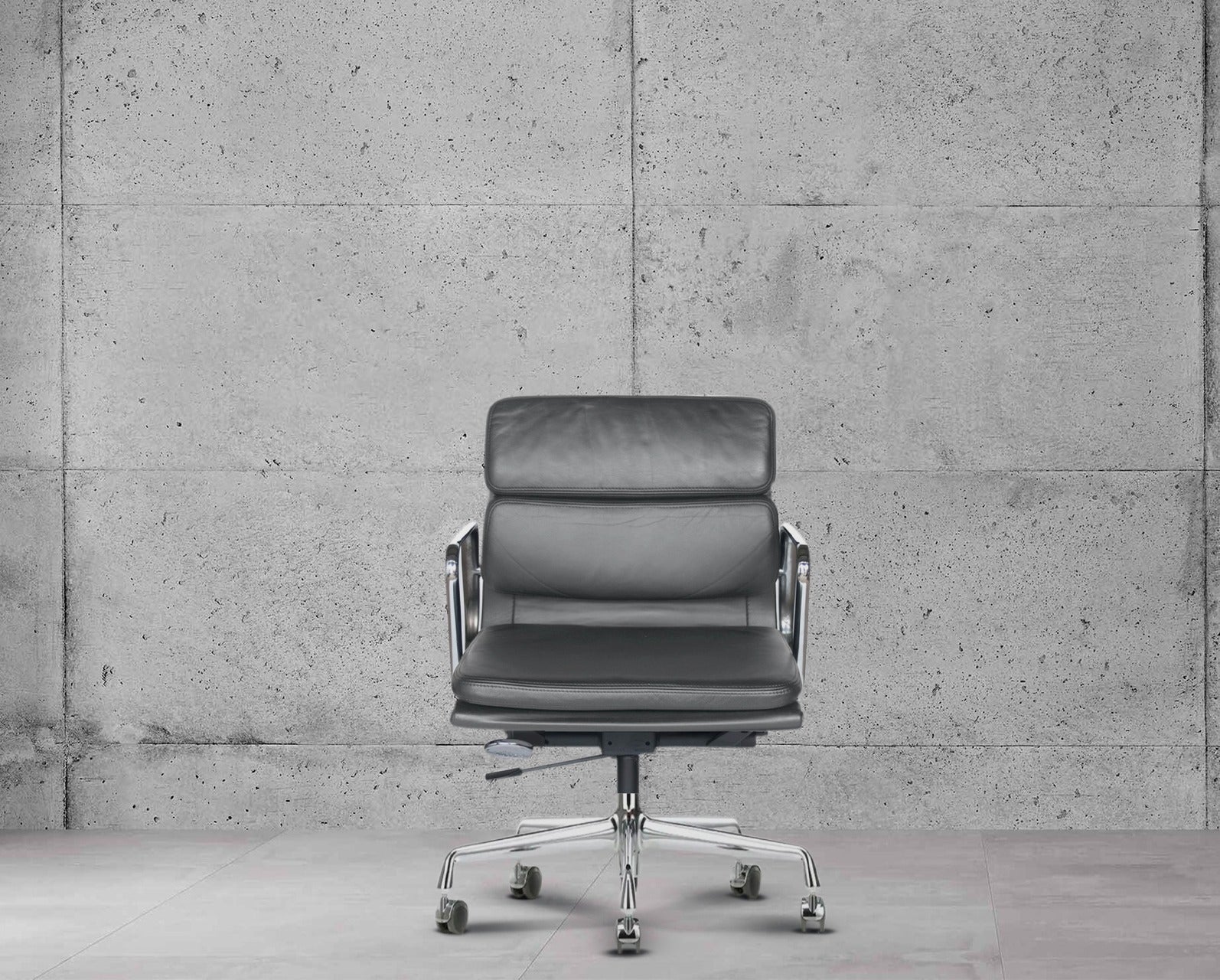 Vitra Eames EA217 Softpad Lowback Office Chair