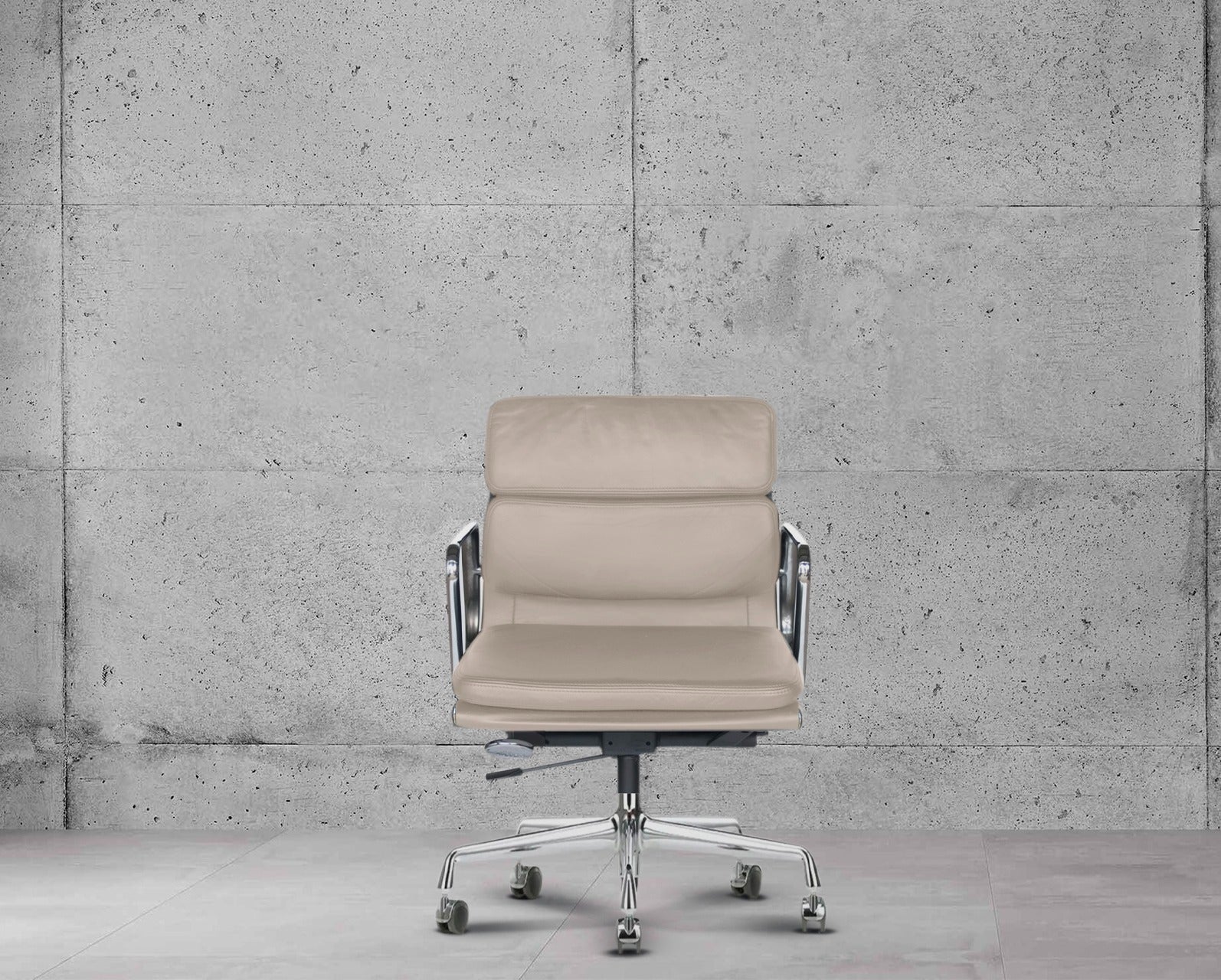 Vitra Eames EA217 Softpad Lowback Office Chair