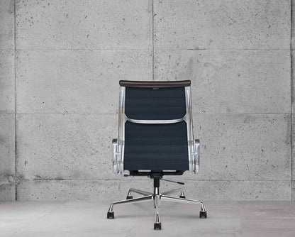 Vitra Eames EA119