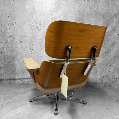 Vitra Eames 670 Lounge Chair American Cherry Sand Leather Preowned