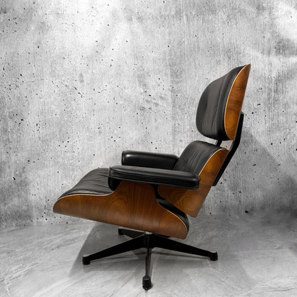 Vitra Eames 670 Lounge Chair & Ottoman American Cherry Preloved