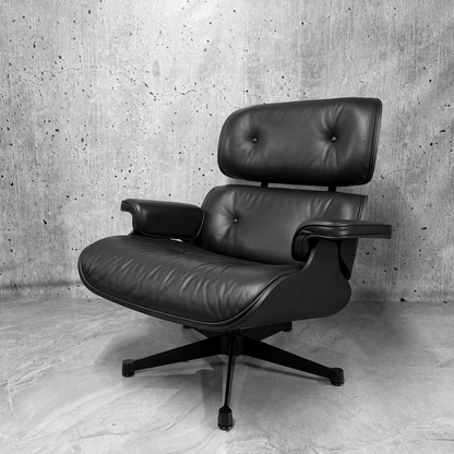 Vitra Eames 670 Lounge Chair & Ottoman Black Chestnut Black Leather Preloved
