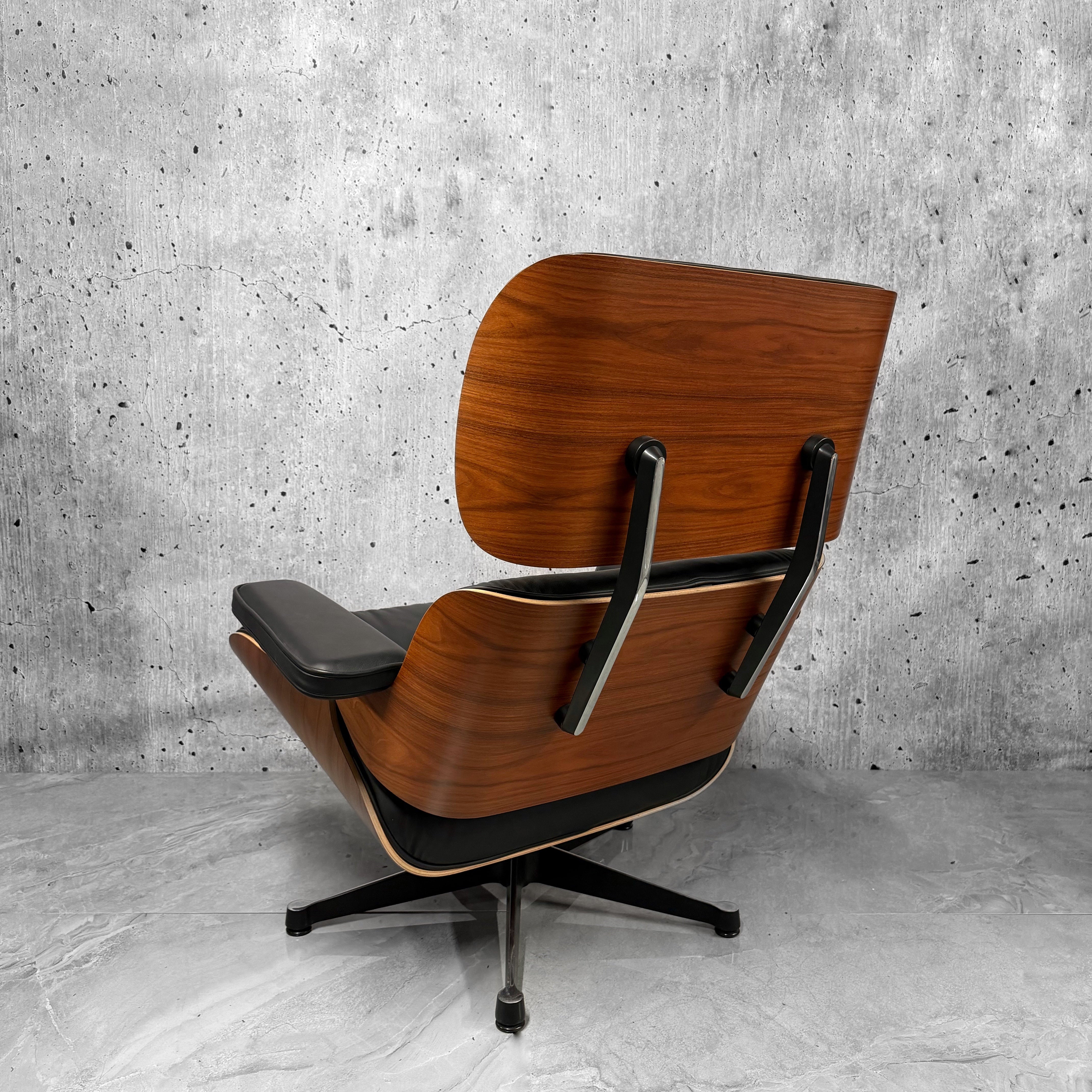 Vitra Eames 670 Lounge Chair & Ottoman Santos Palisander Black Unused