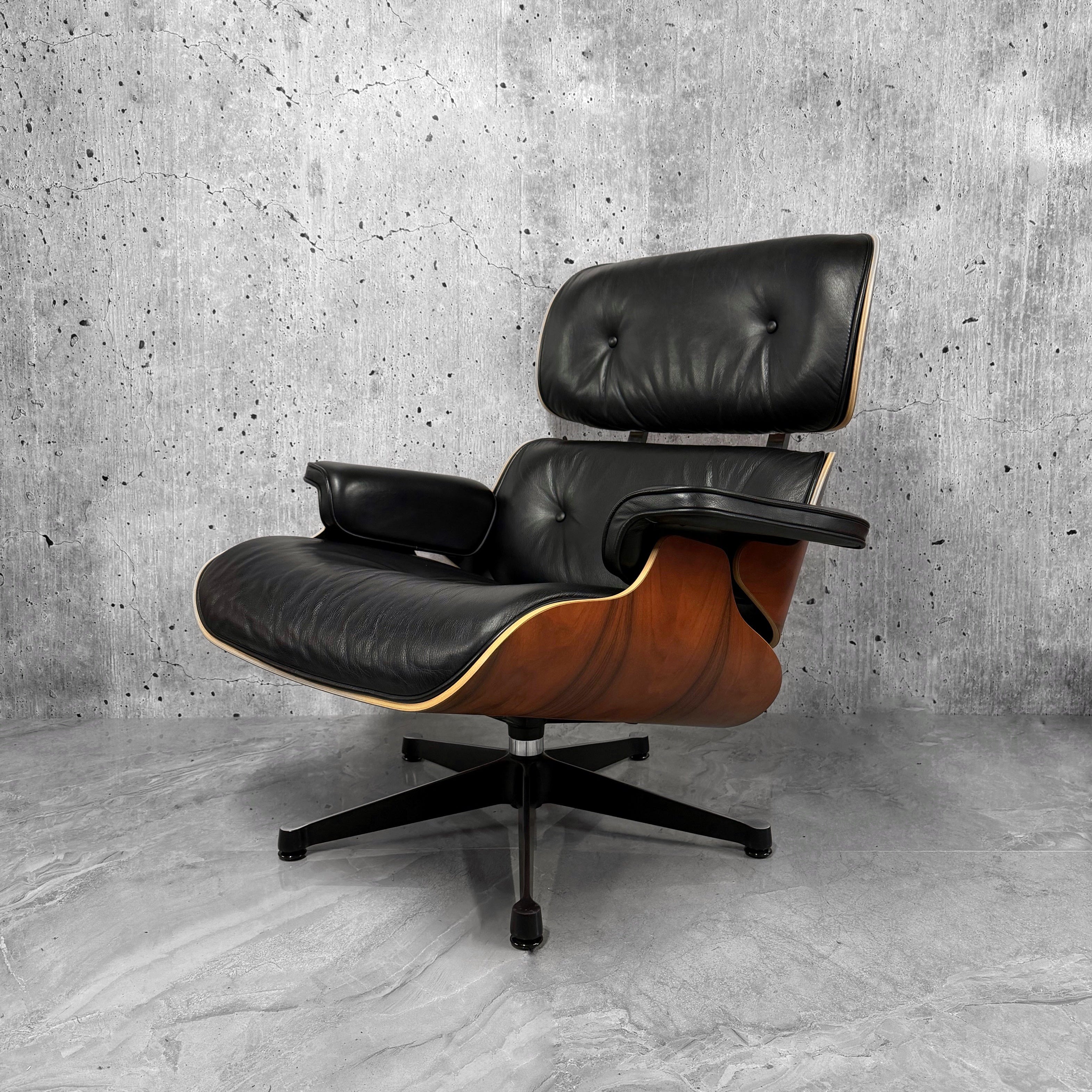 Vitra Eames 670 Lounge Chair & Ottoman Santos Palisinder Black Preloved 