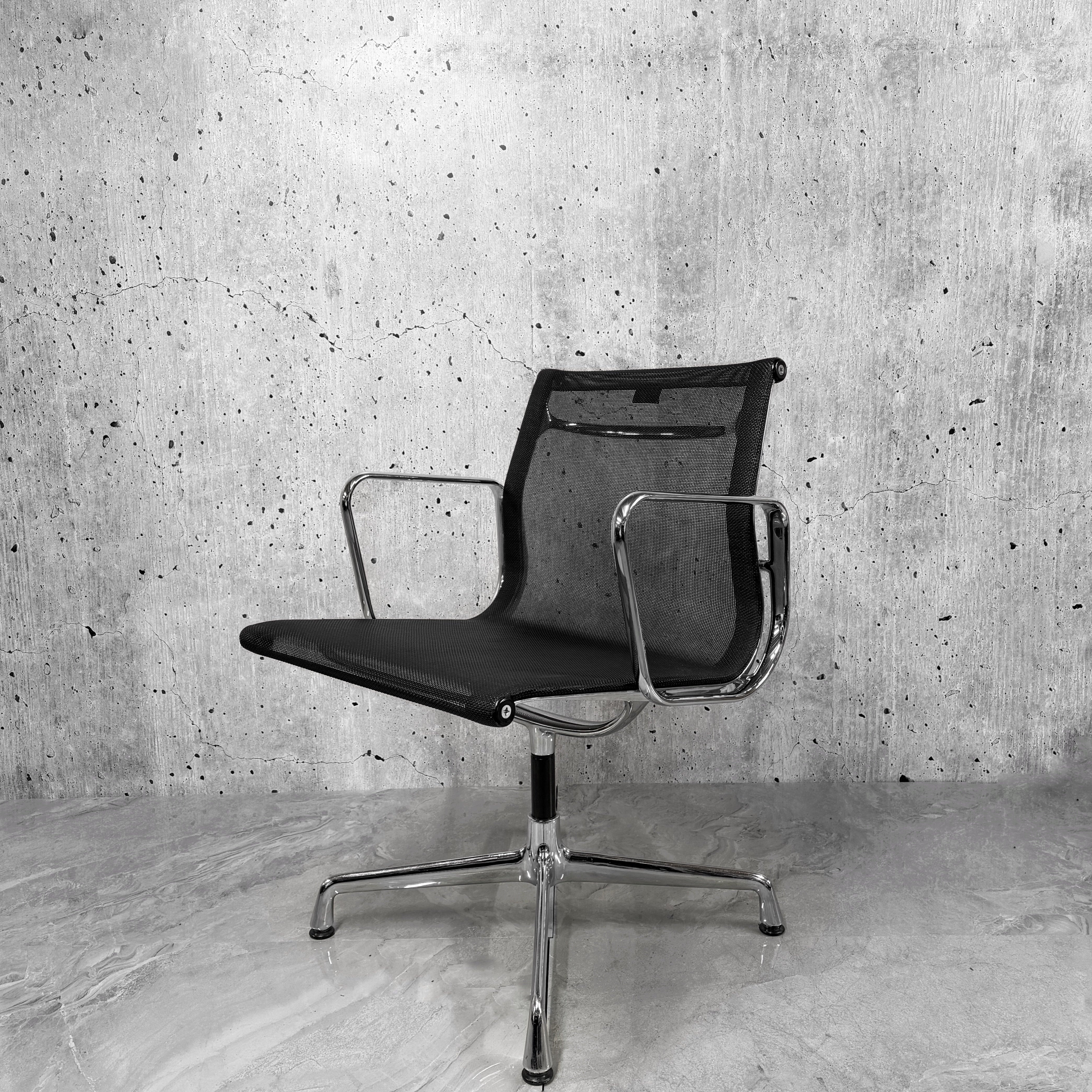 Vitra Eames EA108 Black Netweave