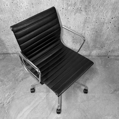 Vitra Eames EA117 Leather Ribbed Lowback Office Chair Refurbished