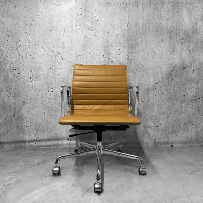 Vitra Eames EA117 Leather Ribbed Lowback Office Chair Refurbished Tan