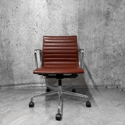 Vitra Eames EA117 Leather Ribbed Lowback Office Chair Refurbished burgandy