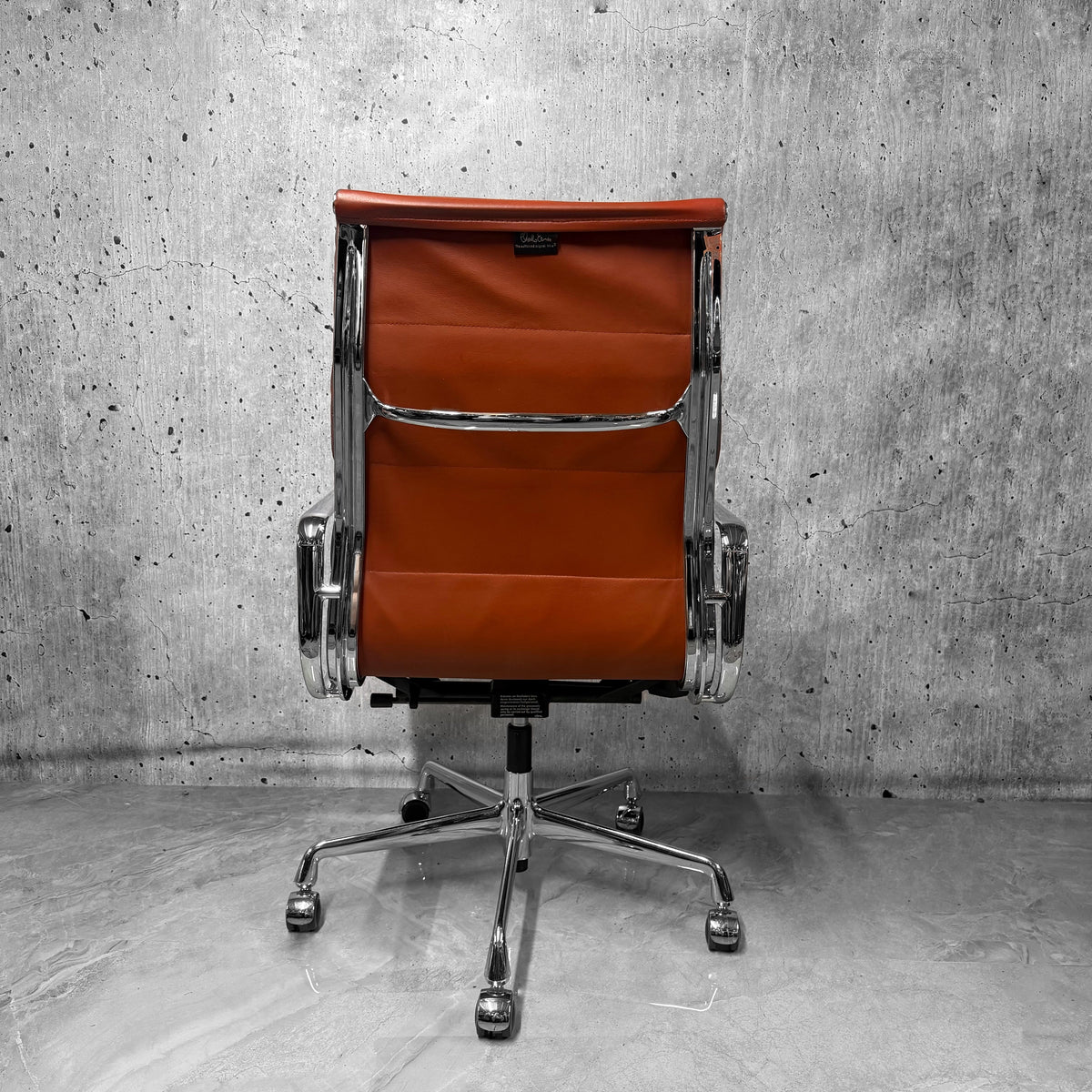 Vitra Eames EA219 Leather Highback Softpad Office Chair Refurbished cognac