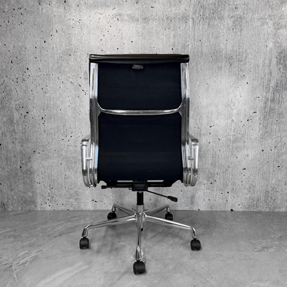 Vitra_Eames_Ea219_Black_Polished_Aluminium